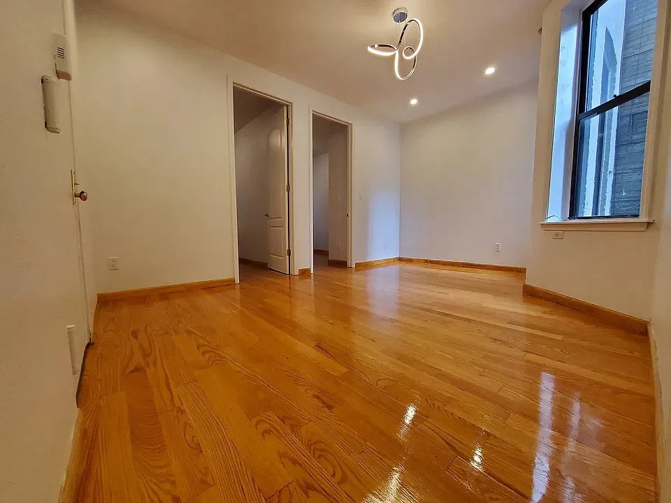 31 Diamond St #1A