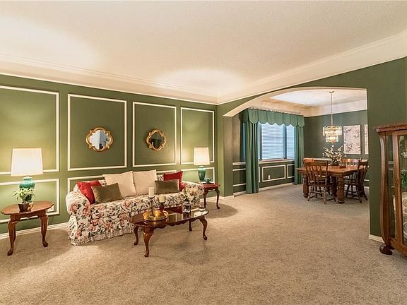 5th image of 805 O'Phelan Ln