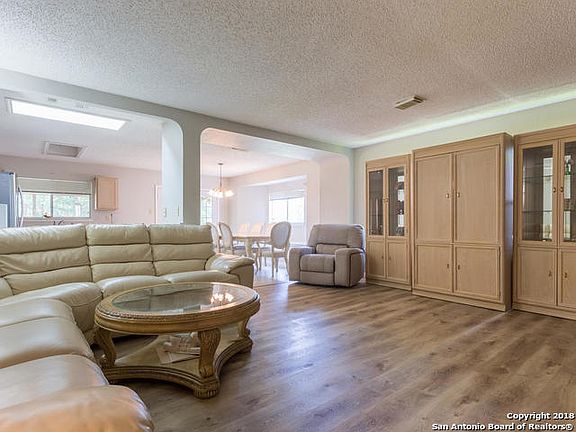 3rd image of 6534 Beech Trail Dr