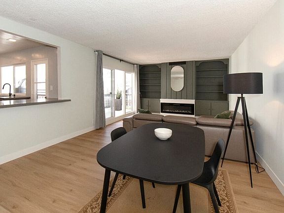 4th image of 6124 Buckingham Pkwy Unit 307