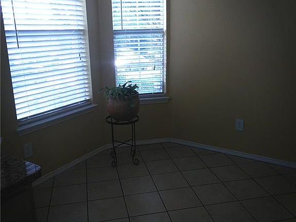 4th image of 2714 Granite Ave