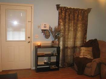 2nd image of 627 Barton Ave