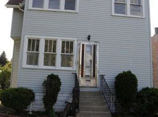 425 Hannah Ave APT 1, Forest Park, IL 60130