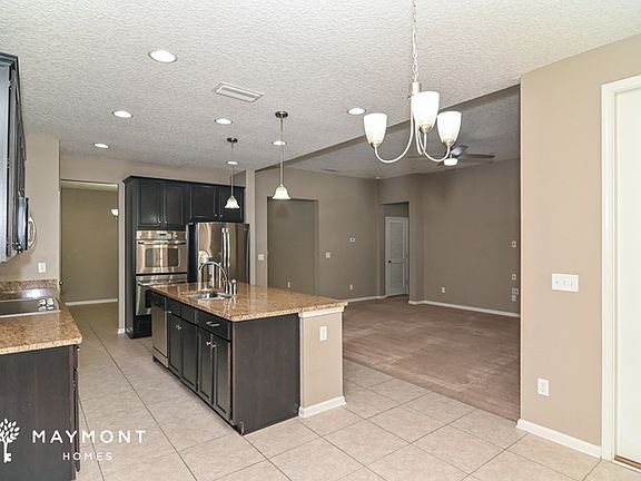 5th image of 492 Glendale Ln