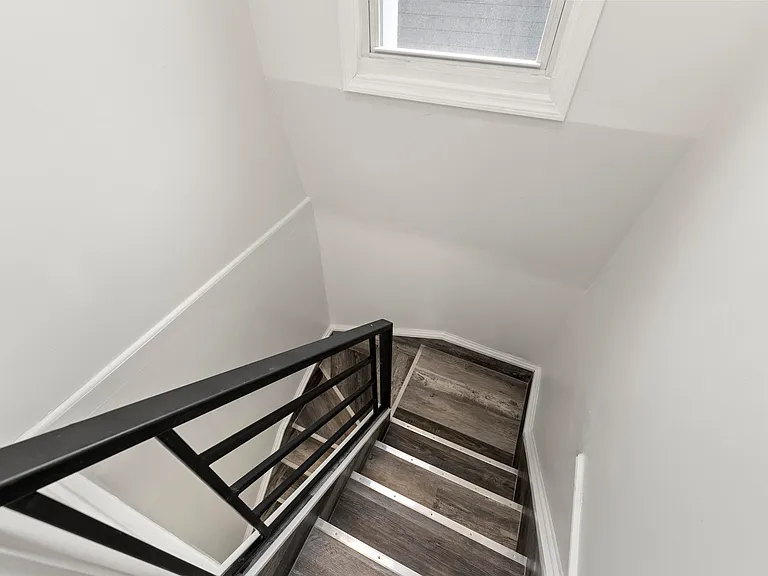 51 Wegman Pkwy #2-JC — Photo 17