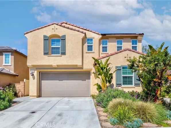 9795 Ardisia St, Riverside, CA 92503