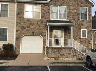 53 Chariot Ct, Piscataway, NJ 08854