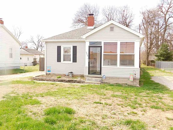 4th image of 1513 Vann Ave