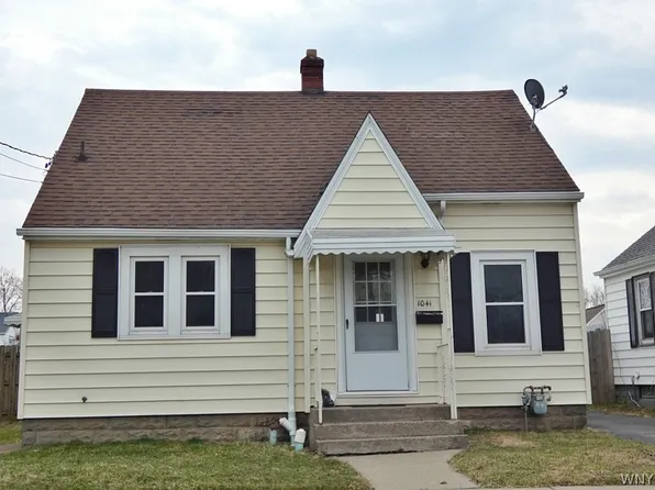 1041 92nd St, Niagara Falls, NY 14304