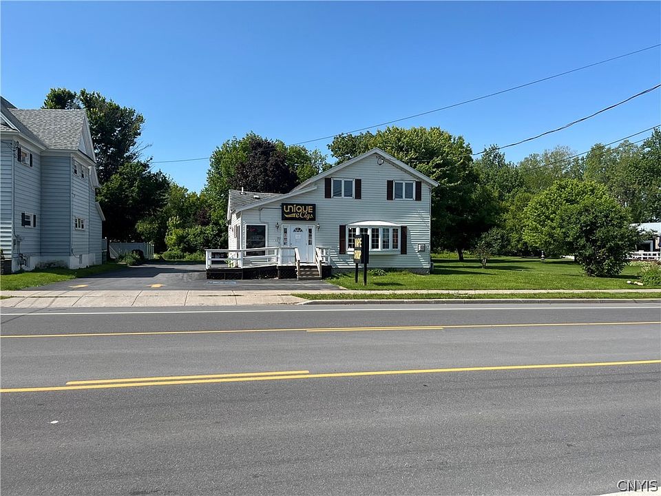1st image of 527 Coffeen St