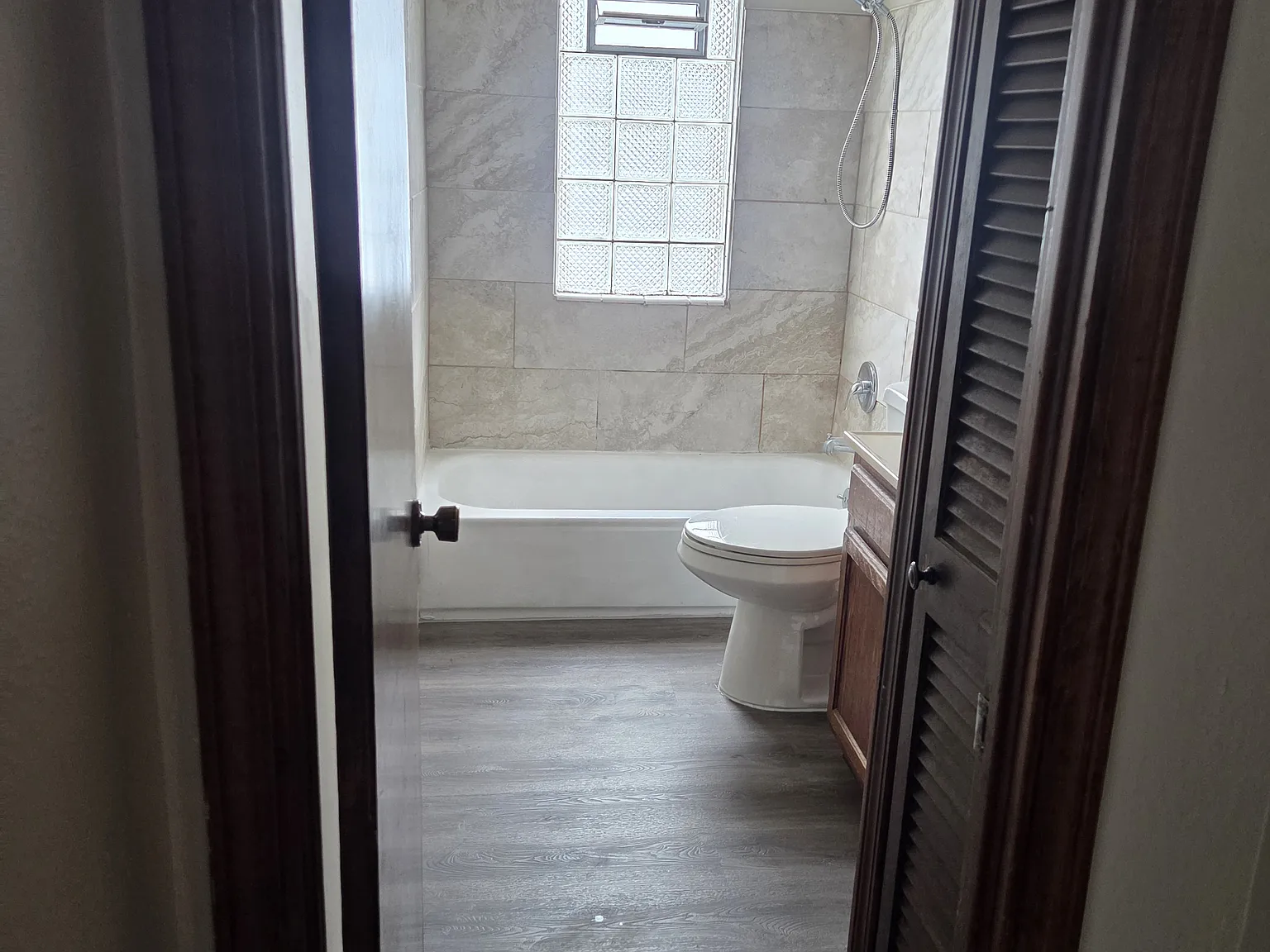 3 bed, 1140 sqft, $1,800 — Photo 4