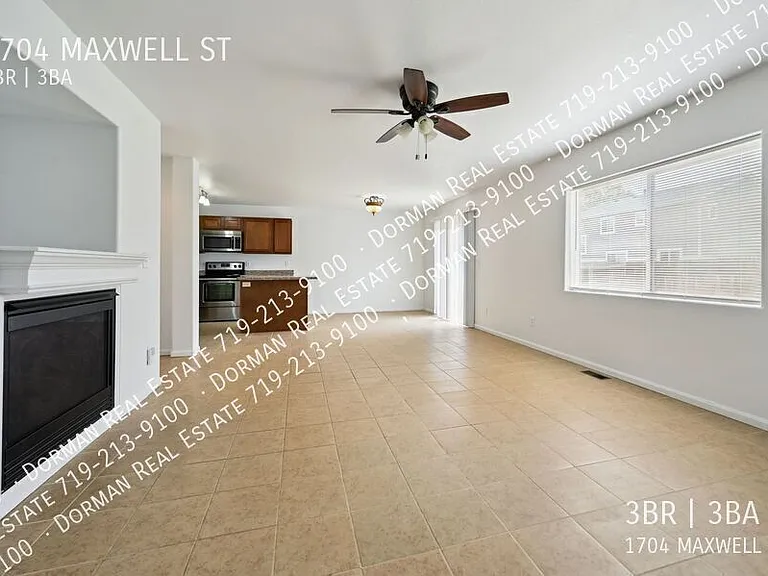 1704 Maxwell St — Photo 3