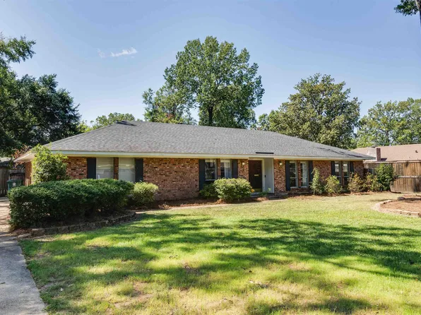 2107 Elmwood Dr, Monroe, LA 71201