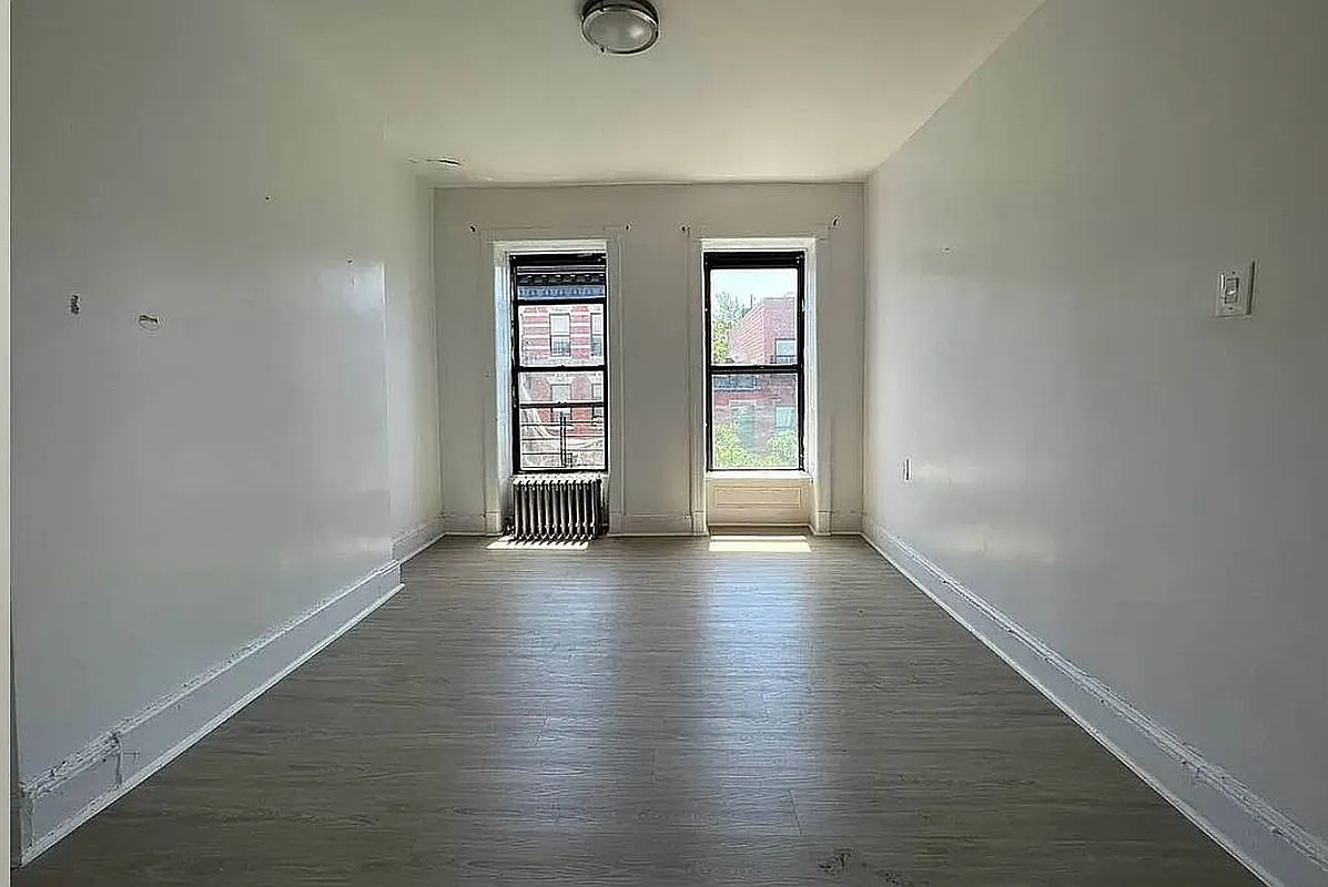 Building Photo - 171 E 105th St #10