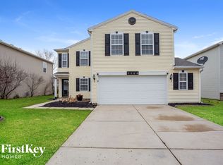 9308 W Rising Sun Dr, Pendleton, IN 46064