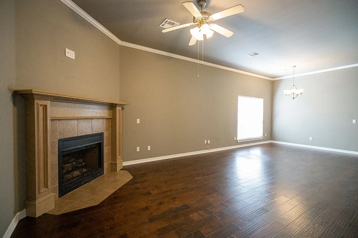 Building Photo - 1301 Cedar Creek Dr