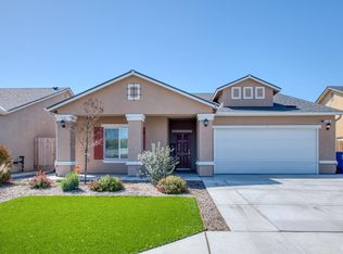 1136 E Kern St, Avenal, CA 93204