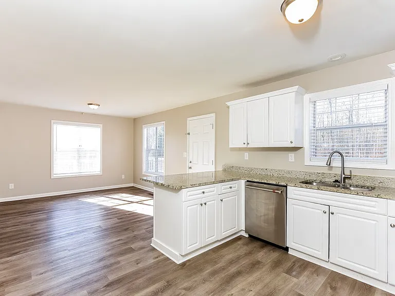 185 Overlook Dr — Photo 9