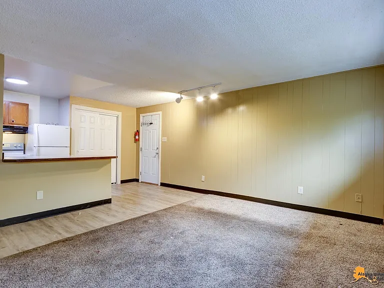 1462 W 26th Ave #18 — Photo 10