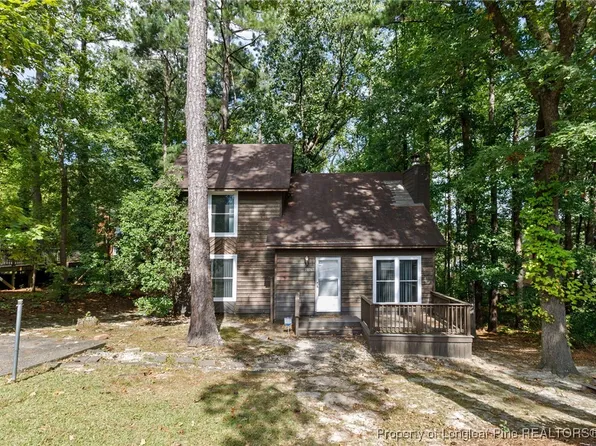 5836 Waters Edge Dr, Fayetteville, NC 28314