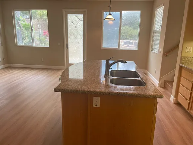 8238 Bryn Glen Way — Photo 28