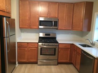 807-817 E Devon Ave #815A-211, Park Ridge, IL 60068