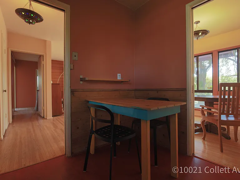 10021 Collett Ave — Photo 5