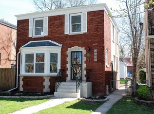 10523 S Claremont Ave, Chicago, IL 60643
