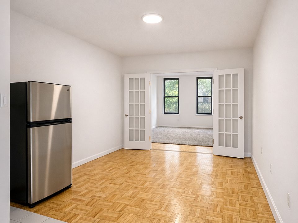 1st image of 6 Jones St #3A