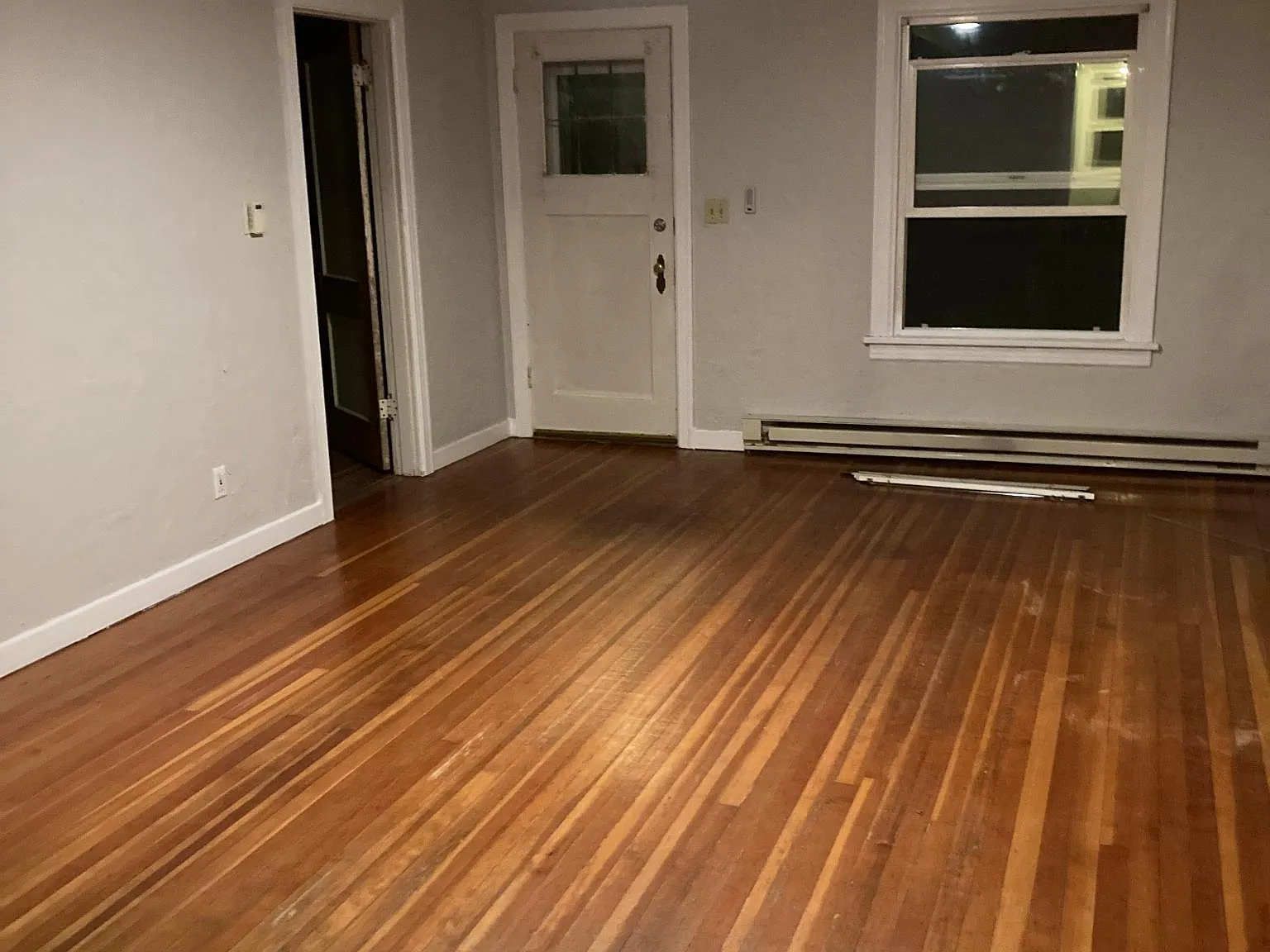 122 N Kelsey St — Photo 4