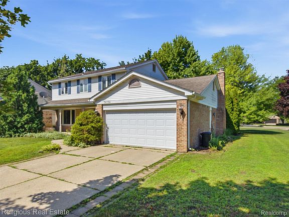 2nd image of 34184 Haldane Dr