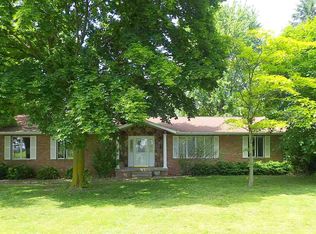 1798 W Parish Rd, Linwood, MI 48634