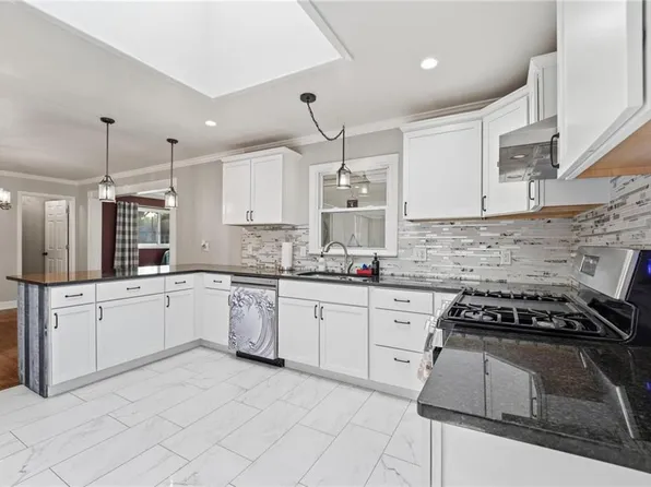 3914 S River Blvd, Independence, MO 64055