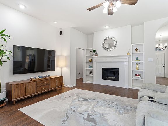 3rd image of 1503 Glade Point Dr