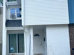 2015 Berkshire Cir UNIT I, Carpentersville, IL 60110