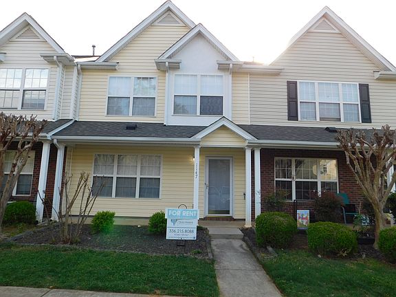 3rd image of 1147 Oak Blossom Way #1147
