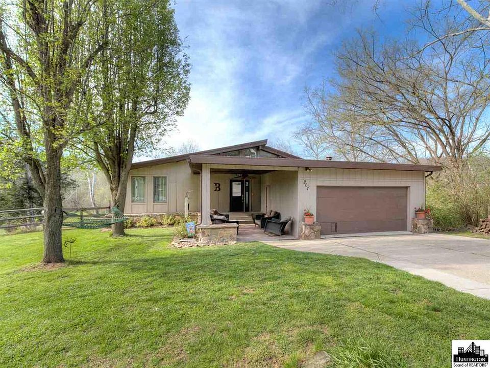 1st image of 207 Niday Dr