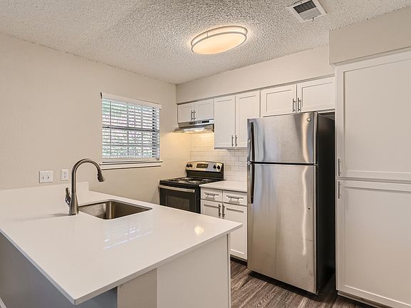 2nd image of 8605 Shoal Creek Blvd #127