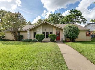 1713 Acorn Ln, Hurst, TX 76054