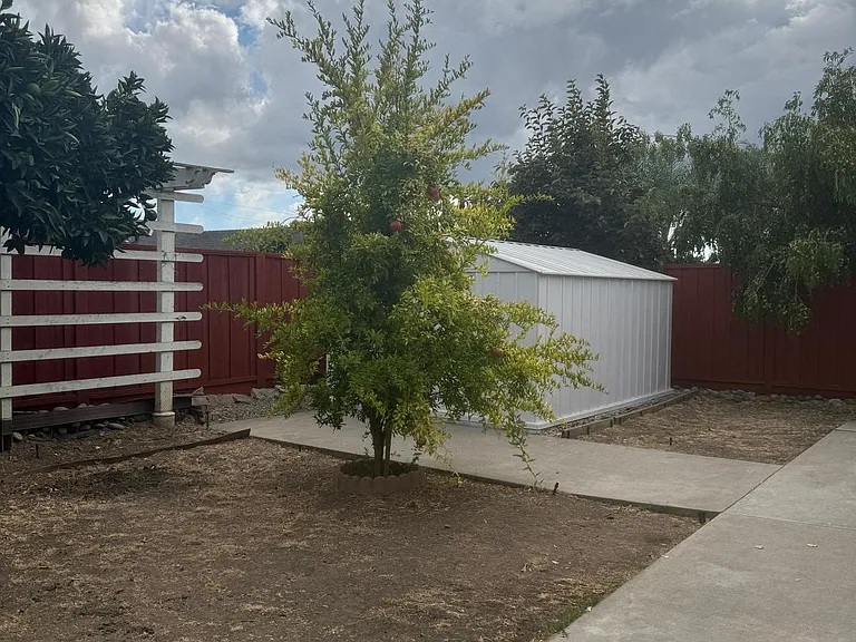 2739 Sugarplum Dr — Photo 17