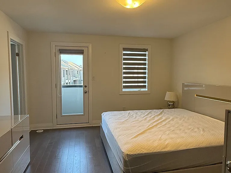 209 The Donway E — Photo 20