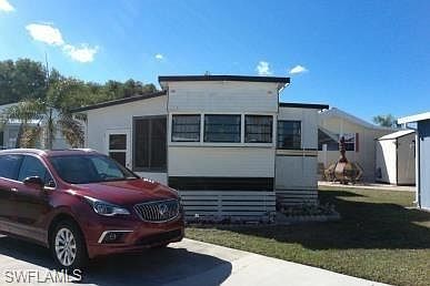 4th image of 80 Golden Sand Ave