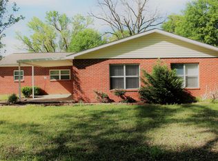 1819 Phillips Hill Rd, Columbus, MS 39702