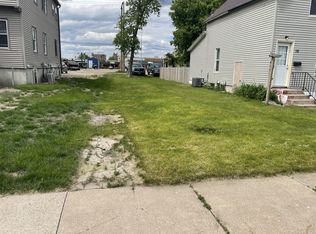 18 7th Ave SW, Aberdeen City, SD 57401