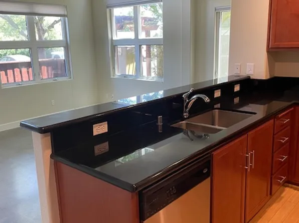 7050 Santero Way, Cotati, CA 94931