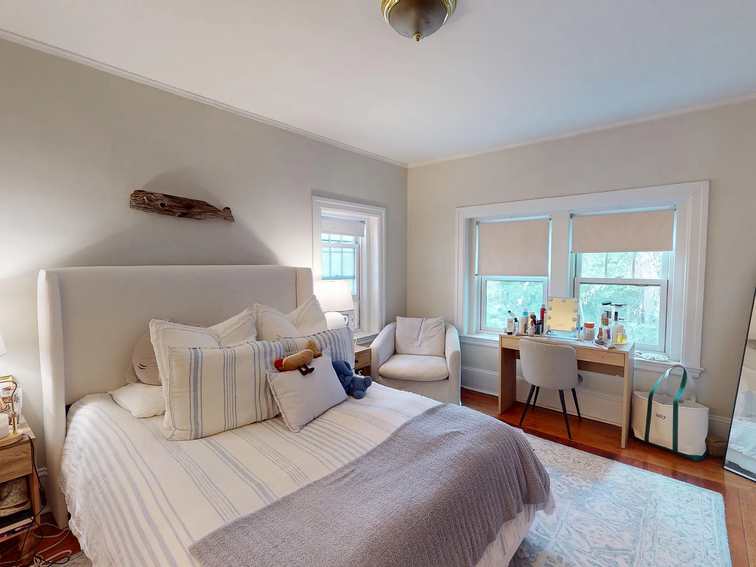 3 bed, $4,300 — Photo 3