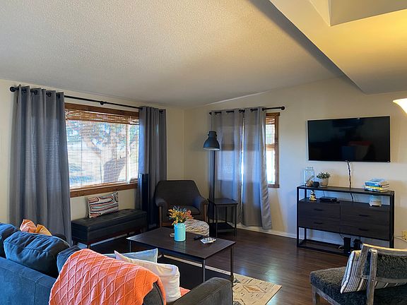 3rd image of 61423 Alta Vista Dr