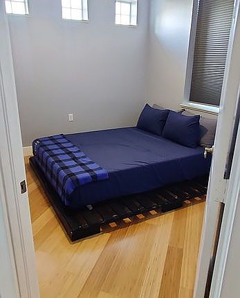 Guest bedroom