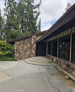 222 Valencia Dr, Redlands, CA, 92374