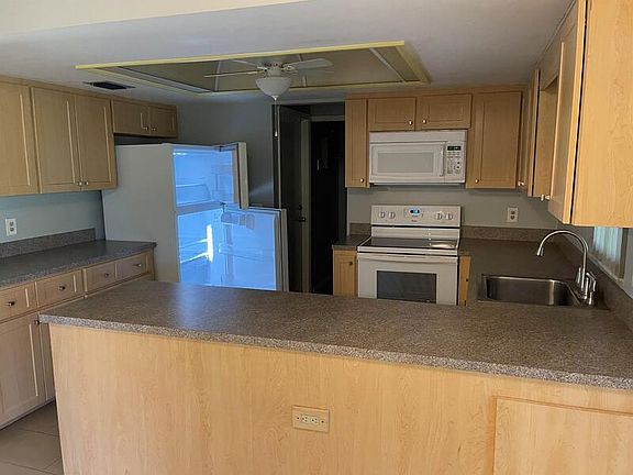 5th image of 8021 Shalace Ct